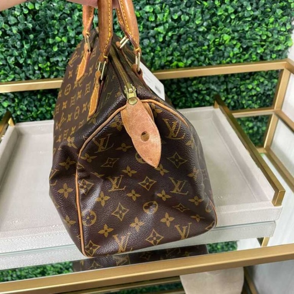 LV Speedy 30 - Picture 2 of 6